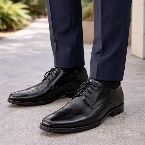 Banana Republic Black Leather Oxfords made in Italy main image 6